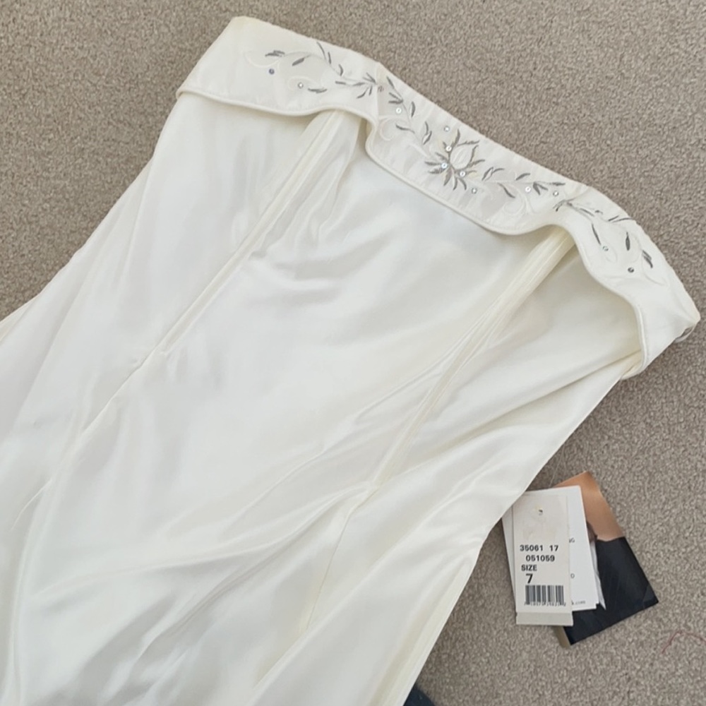 NWT Jessica McClintock white strapless gown size 7